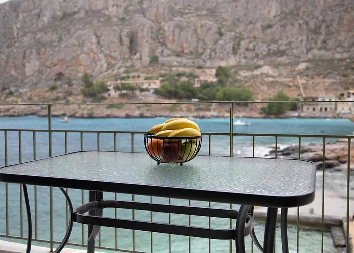 Gerolimin Blue * Γερολιμένας